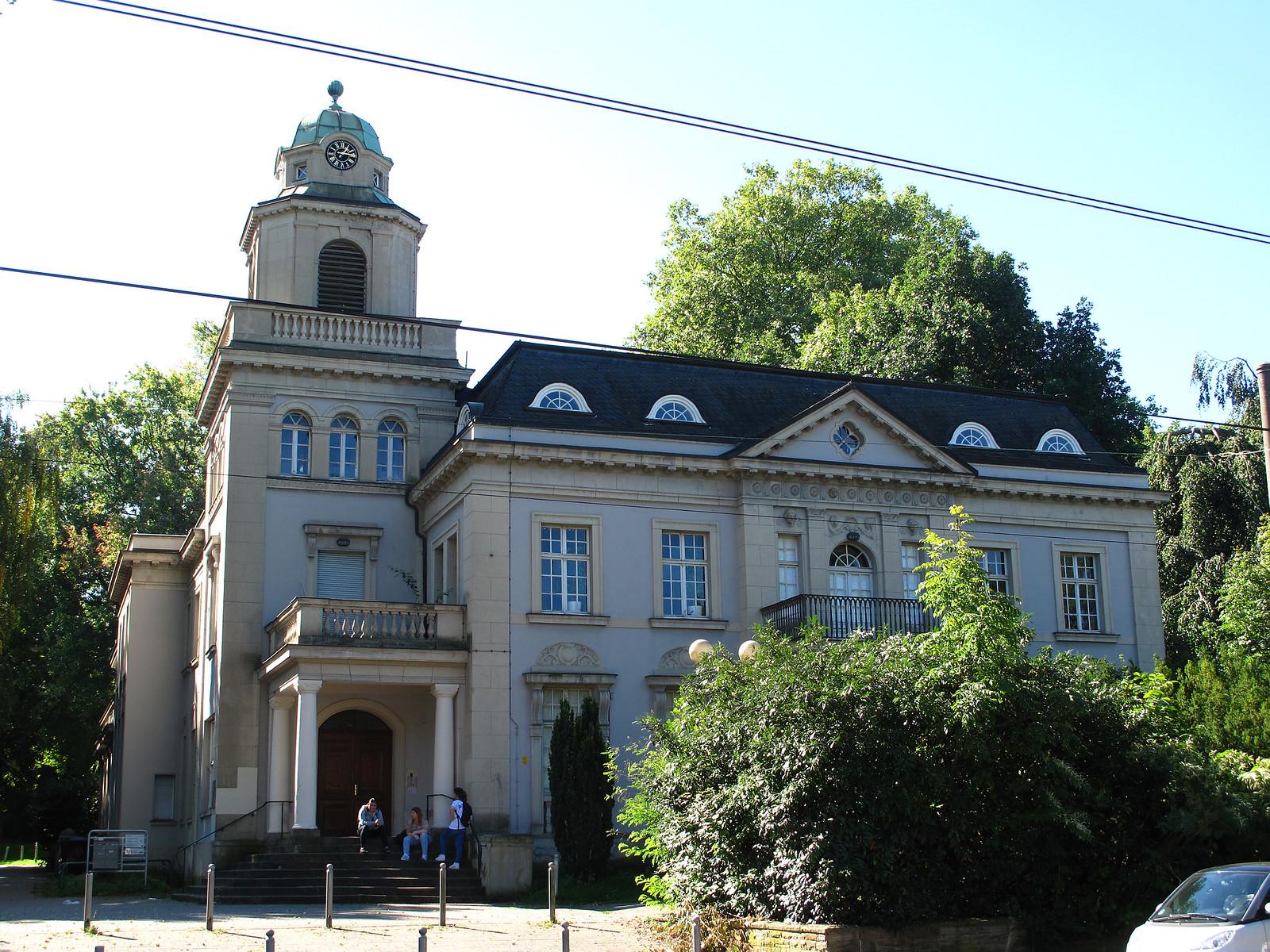 Shift Work Sleep Problems: Wedding Berlin Guide
