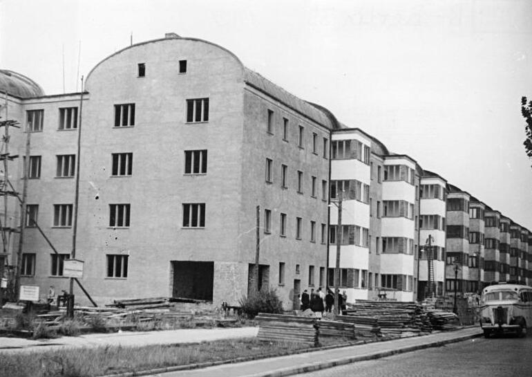 Bundesarchiv Bild 183 16218 0005, Berlin, Pankow, Wohnblocks, Baustelle