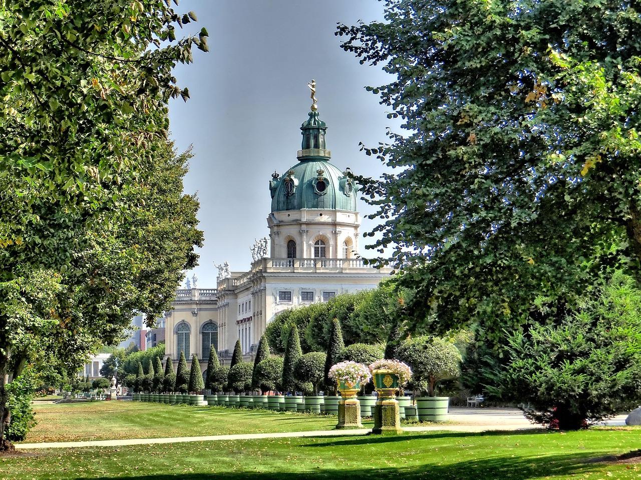 Explore Charlottenburg: Guided Walks, Palace Tours, Self-Paced Routes