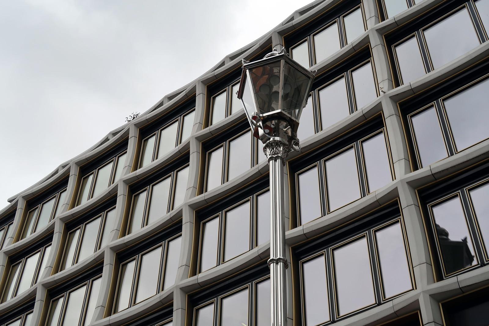 Charlottenburg Retailers Deploy AI, Experiential Concepts to Revive Shopping