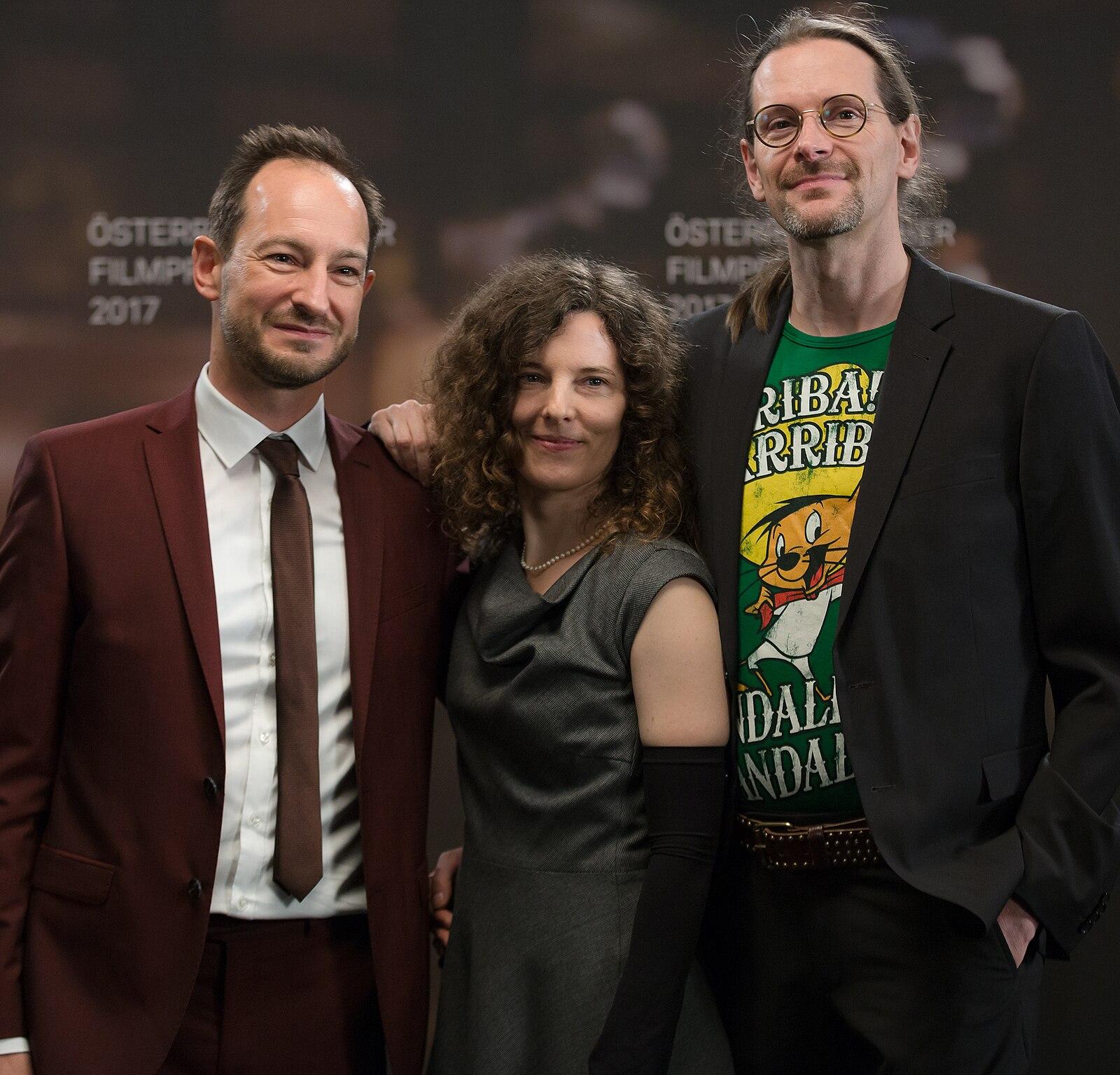 Österreichischer Filmpreis 2017 photo call Die Mitte der Welt Jörg Kidrowski Veronika Hlawatsch Bernhard Maisch